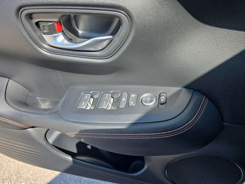 Certified 2026 Honda HR-V Sport image 38