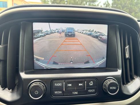 Used 2016 Chevrolet Colorado Z71 AWD/4WD image 28
