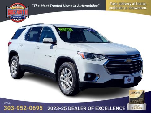Used 2020 Chevrolet Traverse LT w/ Driver Confidence II Package image 1