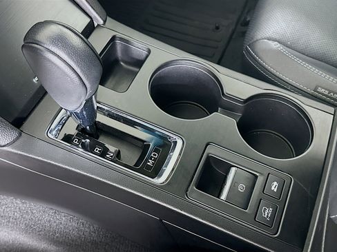 Used 2018 Subaru Outback 2.5i Limited image 25