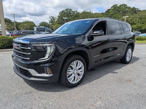 Used 2026 GMC Acadia Elevation w/ Elevation Premium Package FWD image 9