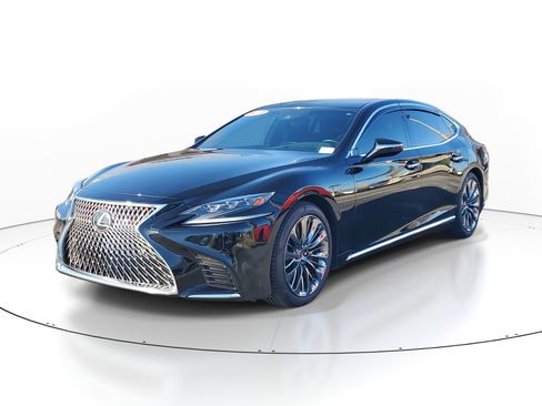 Used 2020 Lexus LS 500 image 4