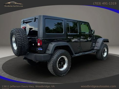 Used 2017 Jeep Wrangler Unlimited Sport w/ Quick Order Package 24S AWD/4WD image 4