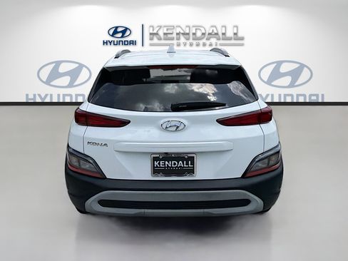 Used 2023 Hyundai Kona SEL w/ Cargo Package FWD image 5
