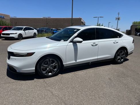 Certified 2024 Honda Accord EX-L image 1