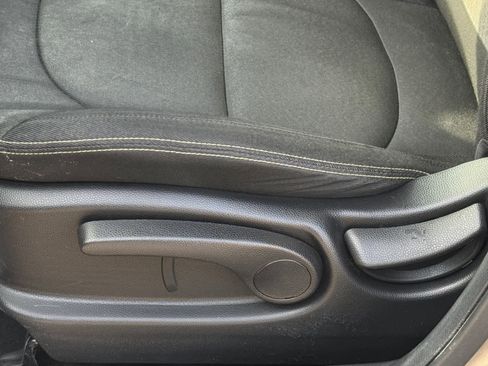 Used 2014 Kia Soul + FWD image 15