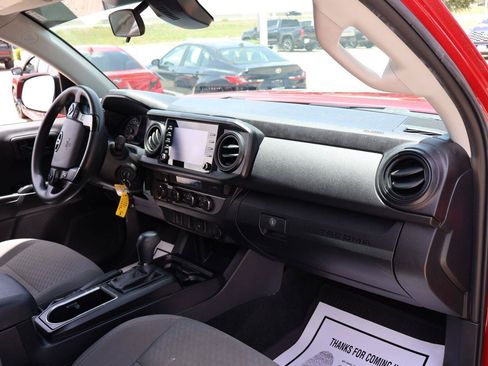 Used 2023 Toyota Tacoma SR AWD/4WD image 17