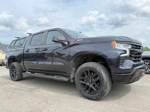 Used 2023 Chevrolet Silverado 1500 LT Trail Boss w/ Protection Package AWD/4WD image 10
