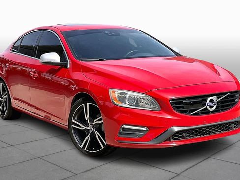 Used 2018 Volvo S60 T6 R-Design Platinum image 3