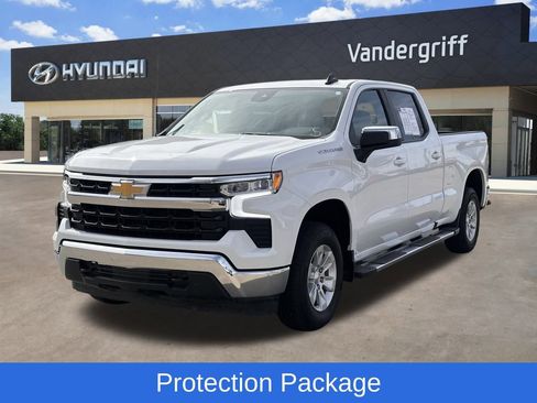 Used 2024 Chevrolet Silverado 1500 LT w/ Protection Package image 4