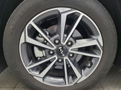 Used 2023 Kia Forte LXS FWD image 31