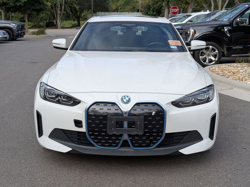Used 2024 BMW i4 xDrive40i image 8