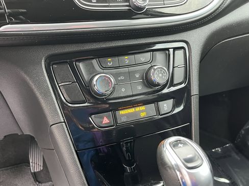 Used 2019 Buick Encore Preferred FWD image 23