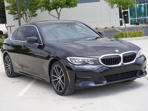 Used 2019 BMW 330i Sedan w/ Driving Assistance Package RWD image 8