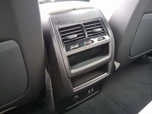 Used 2026 BMW X5 sDrive40i w/ Executive Package RWD image 29