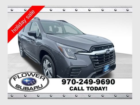 Used 2025 Subaru Ascent Premium image 1