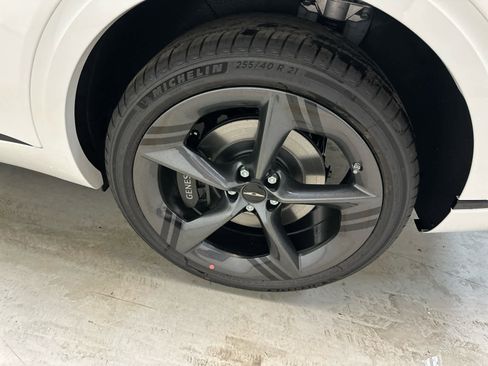 New 2026 Genesis GV70 2.5T Sport Prestige image 8