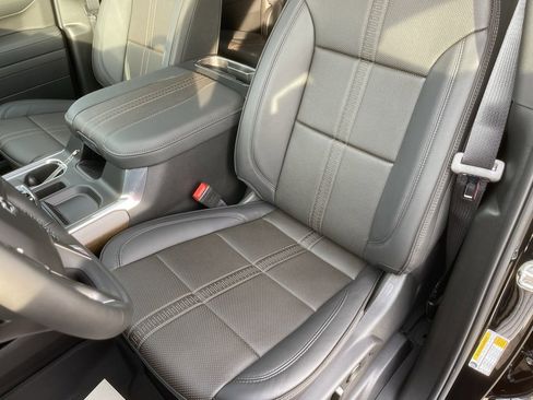 New 2026 Chevrolet Silverado 1500 High Country w/ High Country Premium Package image 14