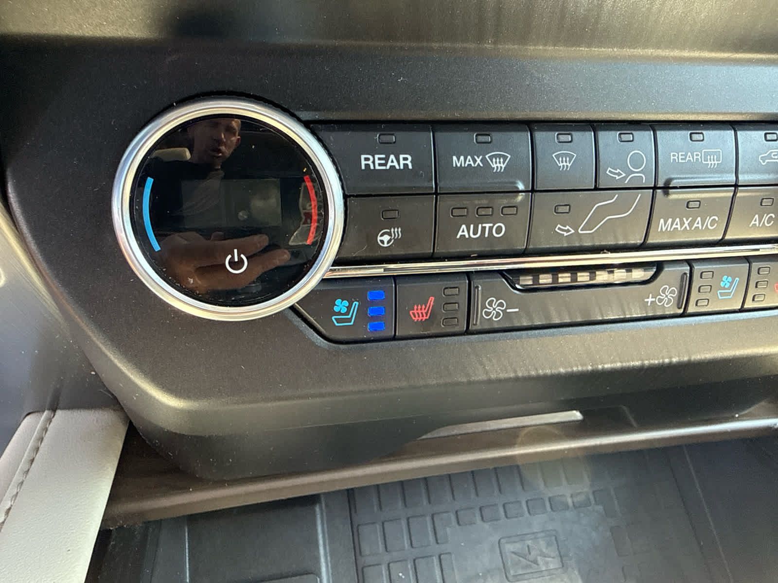 Used 2019 Ford Expedition Platinum AWD/4WD image 24