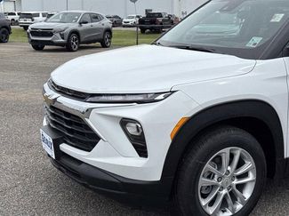 New 2026 Chevrolet TrailBlazer LS w/ LS Convenience Package FWD video 2