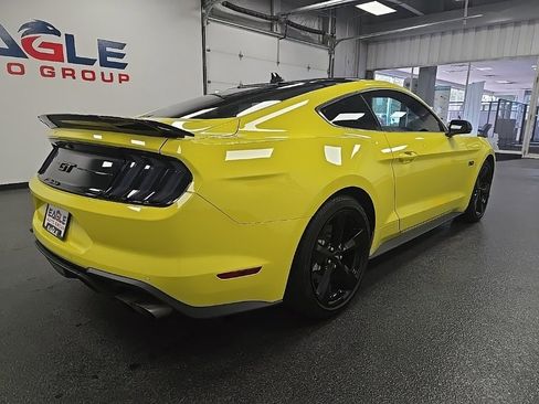 Used 2021 Ford Mustang GT Premium w/ Equipment Group 401A image 8
