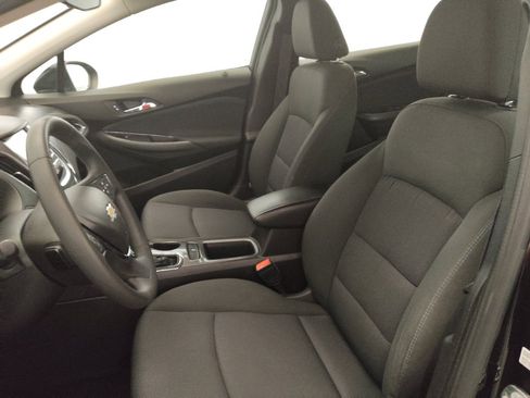 Used 2016 Chevrolet Cruze LT w/ Convenience Package FWD image 17