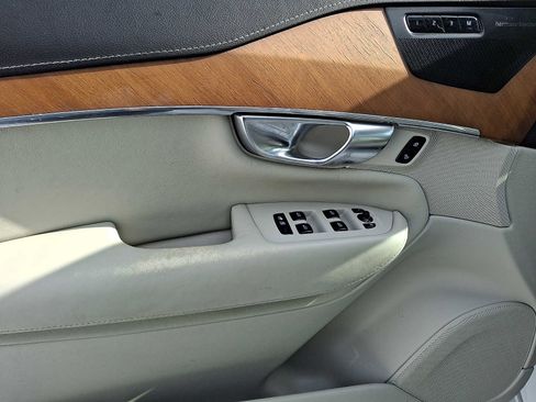 Used 2019 Volvo XC90 T6 Inscription w/ Protection Package image 10