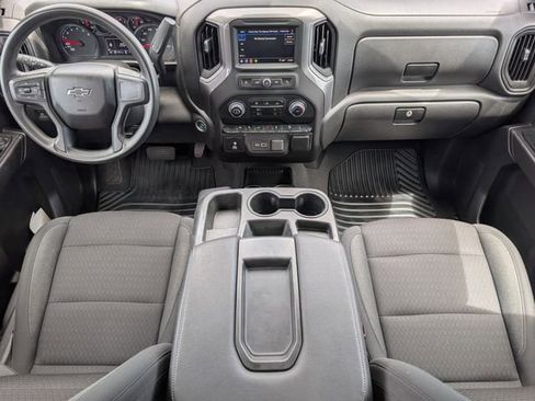 Used 2022 Chevrolet Silverado 1500 Custom Trail Boss AWD/4WD image 7