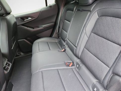 Used 2025 Chevrolet Equinox LT w/ Convenience Package II AWD/4WD image 25