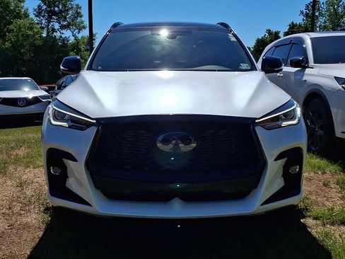 Used 2025 INFINITI QX50 Sport AWD/4WD image 2