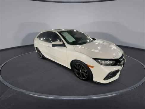 Used 2017 Honda Civic Sport Touring image 2