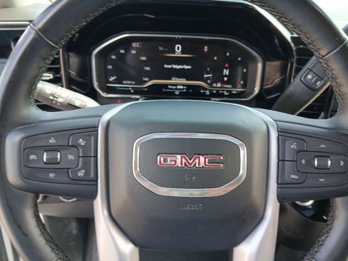 Used 2025 GMC Sierra 1500 SLT AWD/4WD image 14