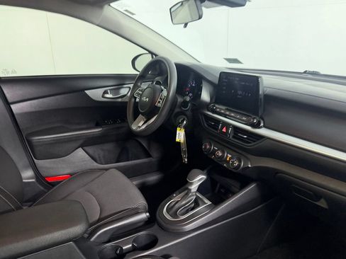 Used 2023 Kia Forte LXS FWD image 32