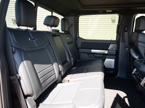 New 2026 Ford F350 Platinum w/ FX4 Off-Road Package AWD/4WD image 15