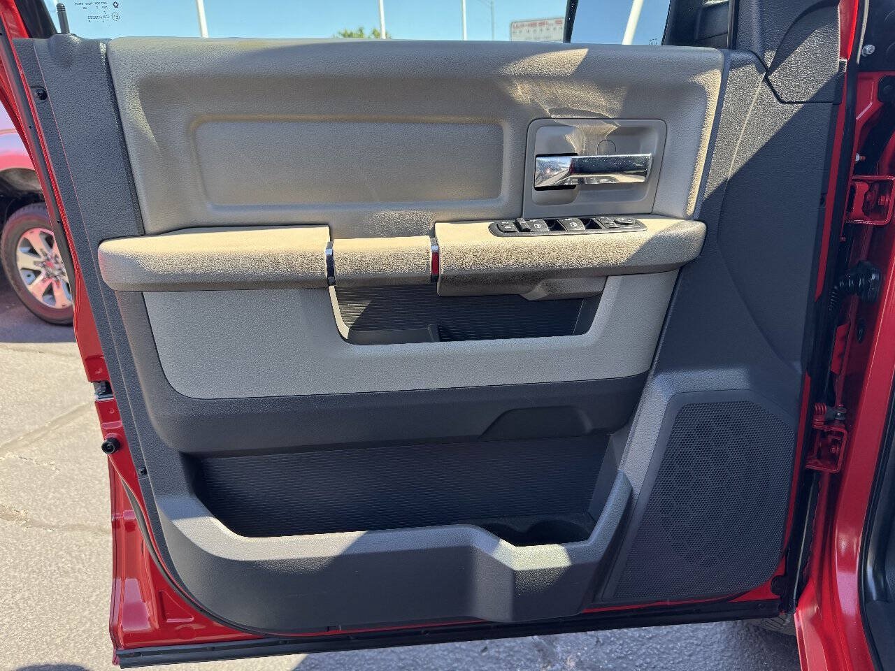 Used 2011 RAM 1500 Classic SLT RWD image 13
