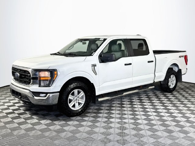 Used 2023 Ford F150 XLT w/ Trailer Tow Package AWD/4WD image 4