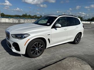 Used 2022 BMW X5 xDrive45e w/ M Sport Package AWD/4WD video 1
