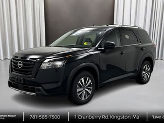 Certified 2024 Nissan Pathfinder SL w/ Black Appearance Package AWD/4WD video 1