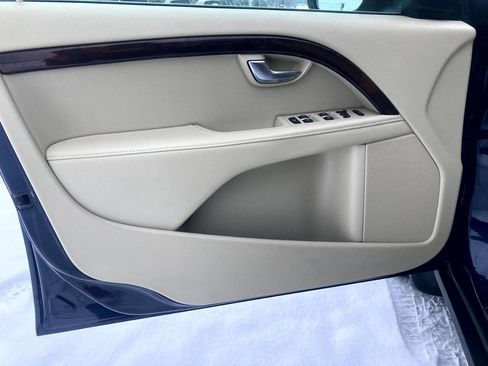 Used 2013 Volvo XC70 T6 Platinum image 20