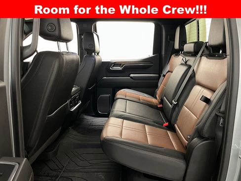 Used 2024 Chevrolet Silverado 1500 High Country w/ High Country Premium Package image 16