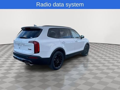 Certified 2022 Kia Telluride SX w/ Nightfall Edition Package image 10