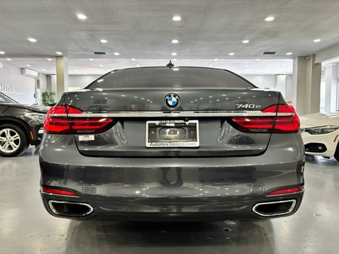 Used 2017 BMW 740e xDrive AWD/4WD image 6