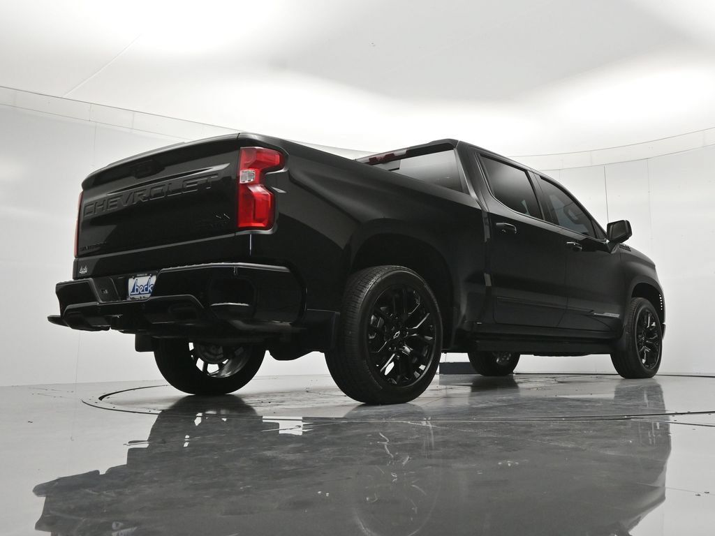 Used 2026 Chevrolet Silverado 1500 High Country w/ Midnight Edition AWD/4WD image 43