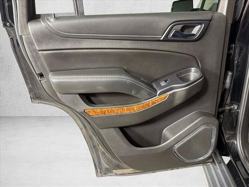 Used 2018 Chevrolet Tahoe Premier RWD image 24
