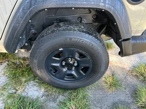 Used 2022 Jeep Wrangler Unlimited Sport AWD/4WD image 20