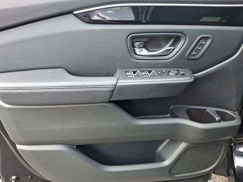 Used 2023 Honda Pilot EX-L image 12