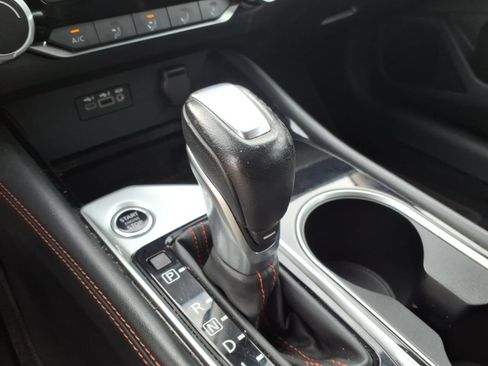Used 2024 Nissan Altima 2.5 SR FWD image 22