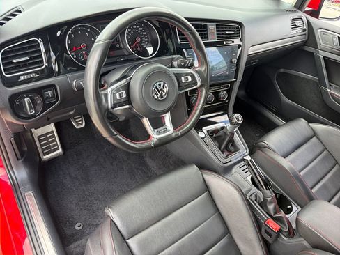 Certified 2020 Volkswagen GTI SE FWD image 8