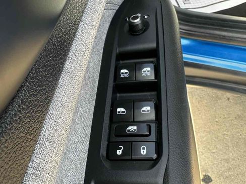 Used 2023 Jeep Compass Sport AWD/4WD image 23