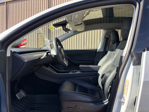 Used 2021 Tesla Model Y 2WD image 18